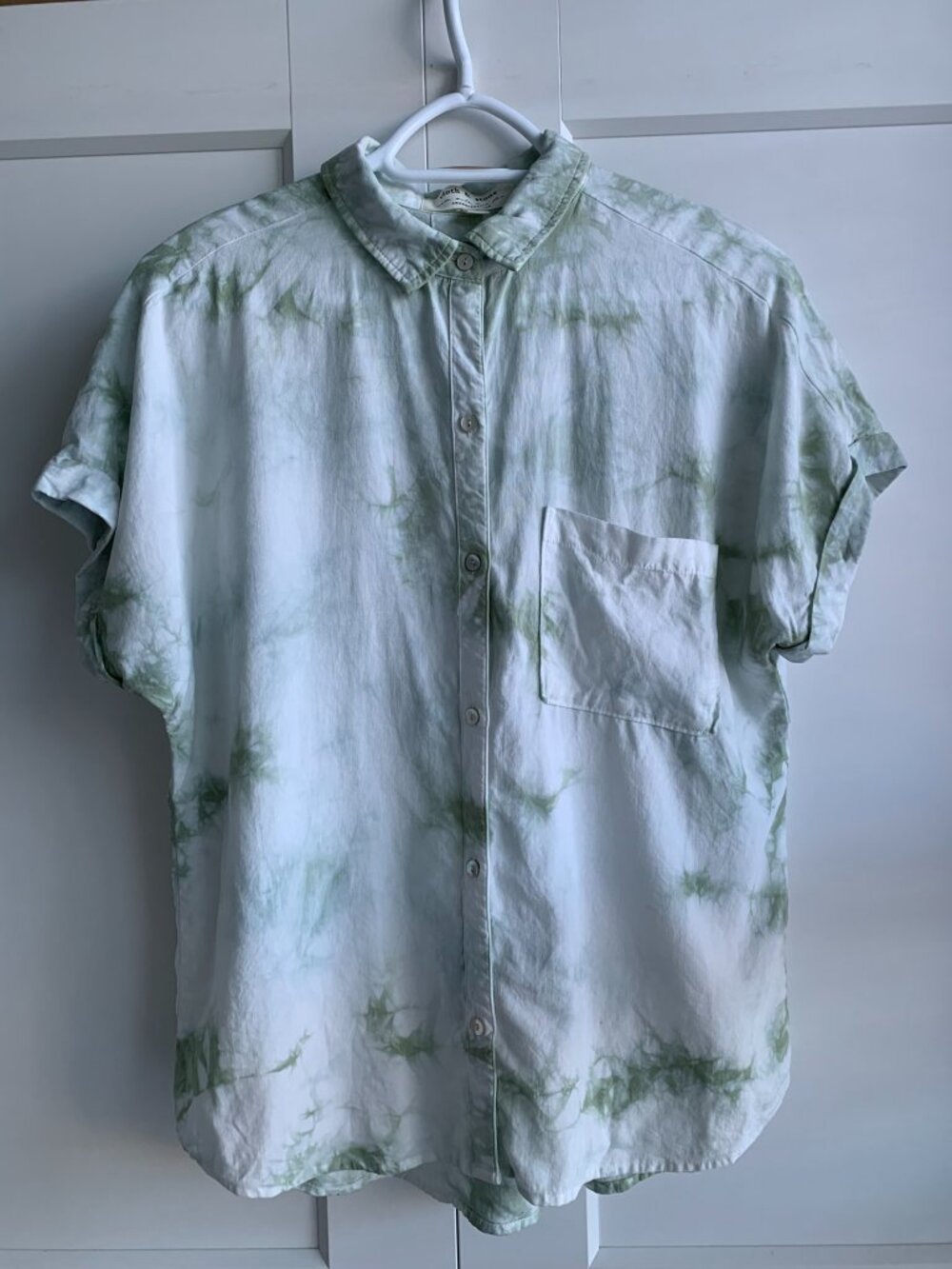 Cloth& stone Women's button short sleeve shirt Size M